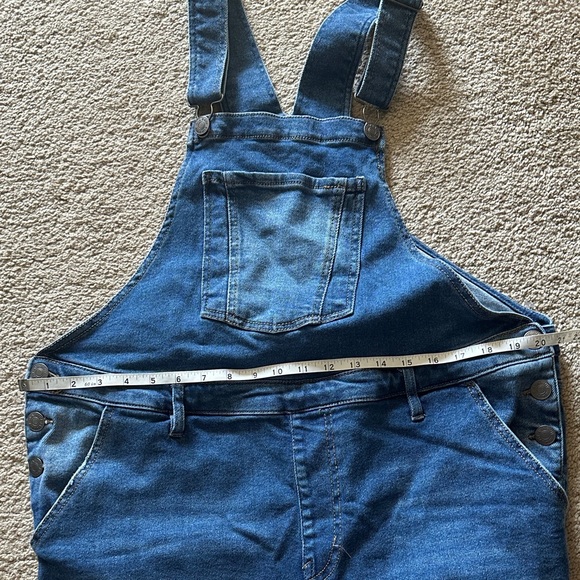 Ava & Viv Classic Blue Denim Jeans - Picture 1 of 5
